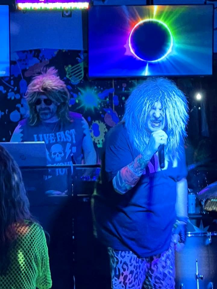 80s theme night at Downtown Social